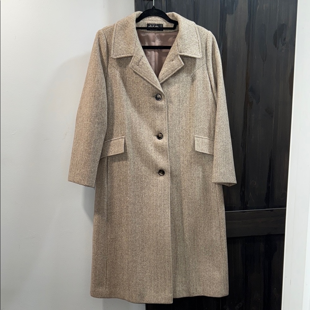 Vintage Arlette Tan Trench Coat. 100% Wool. Made in the USA